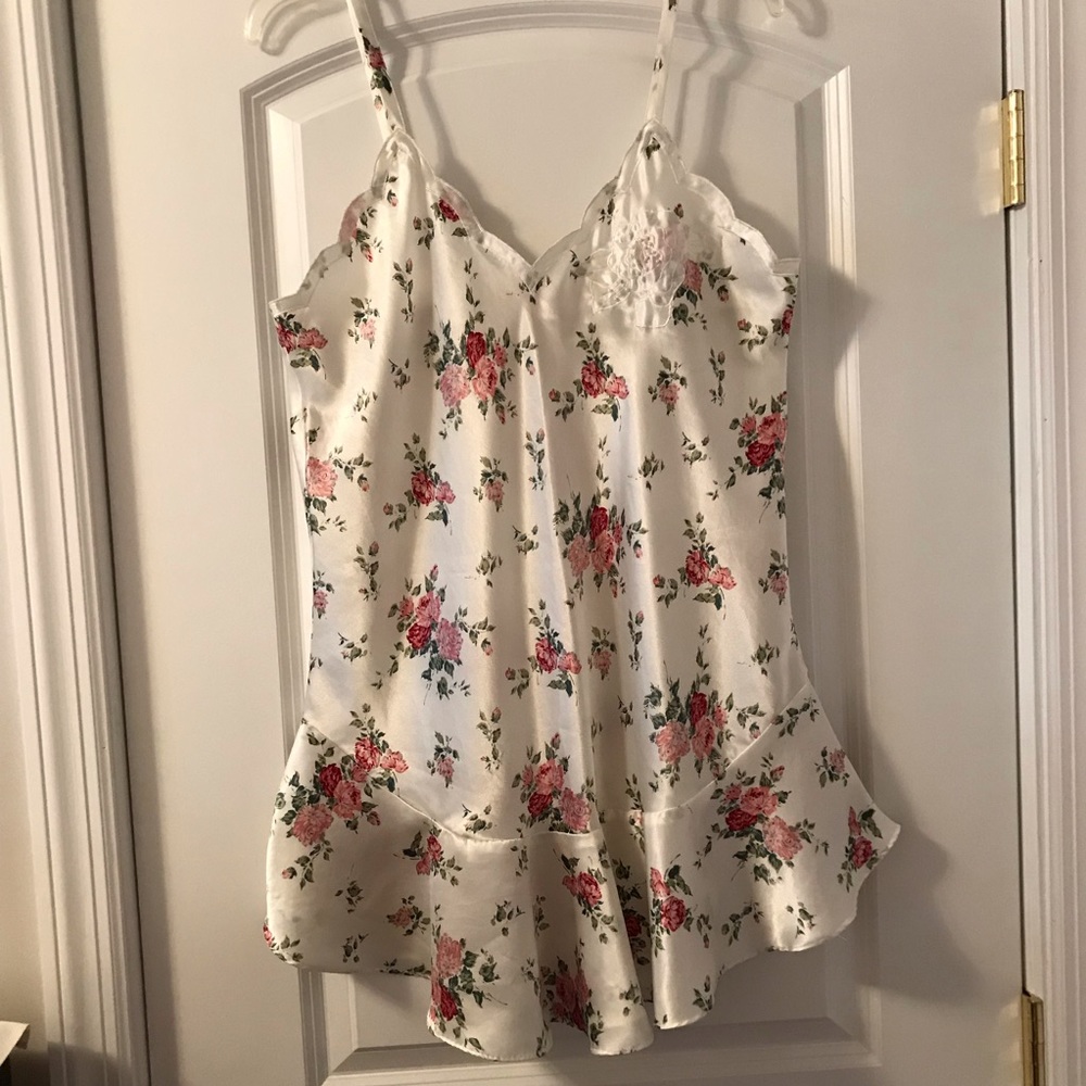Victoria’s Secret Camisole Nighty - Vintage